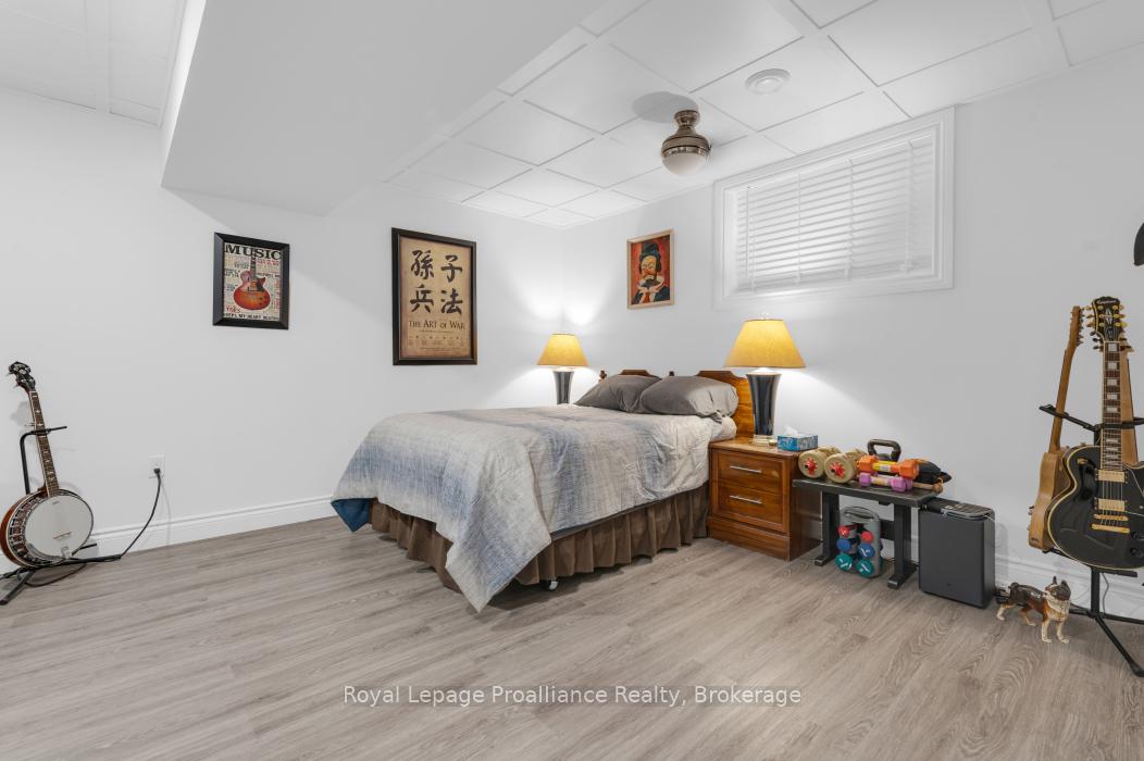 Photo 33 of 49 Redwood Drive, Belleville, Thurlow Ward — HOMEH