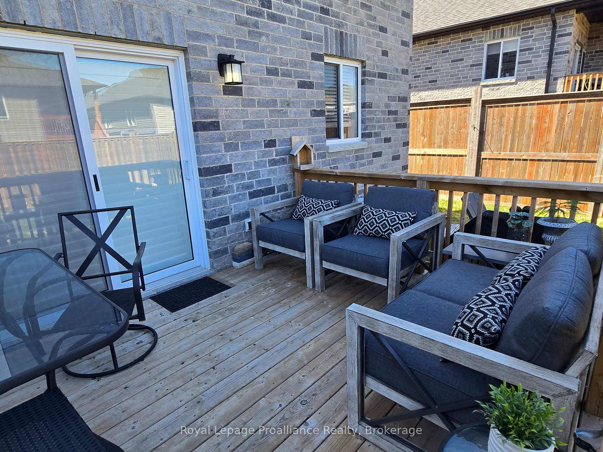 Photo 35 of 49 Redwood Drive, Belleville, Thurlow Ward — HOMEH