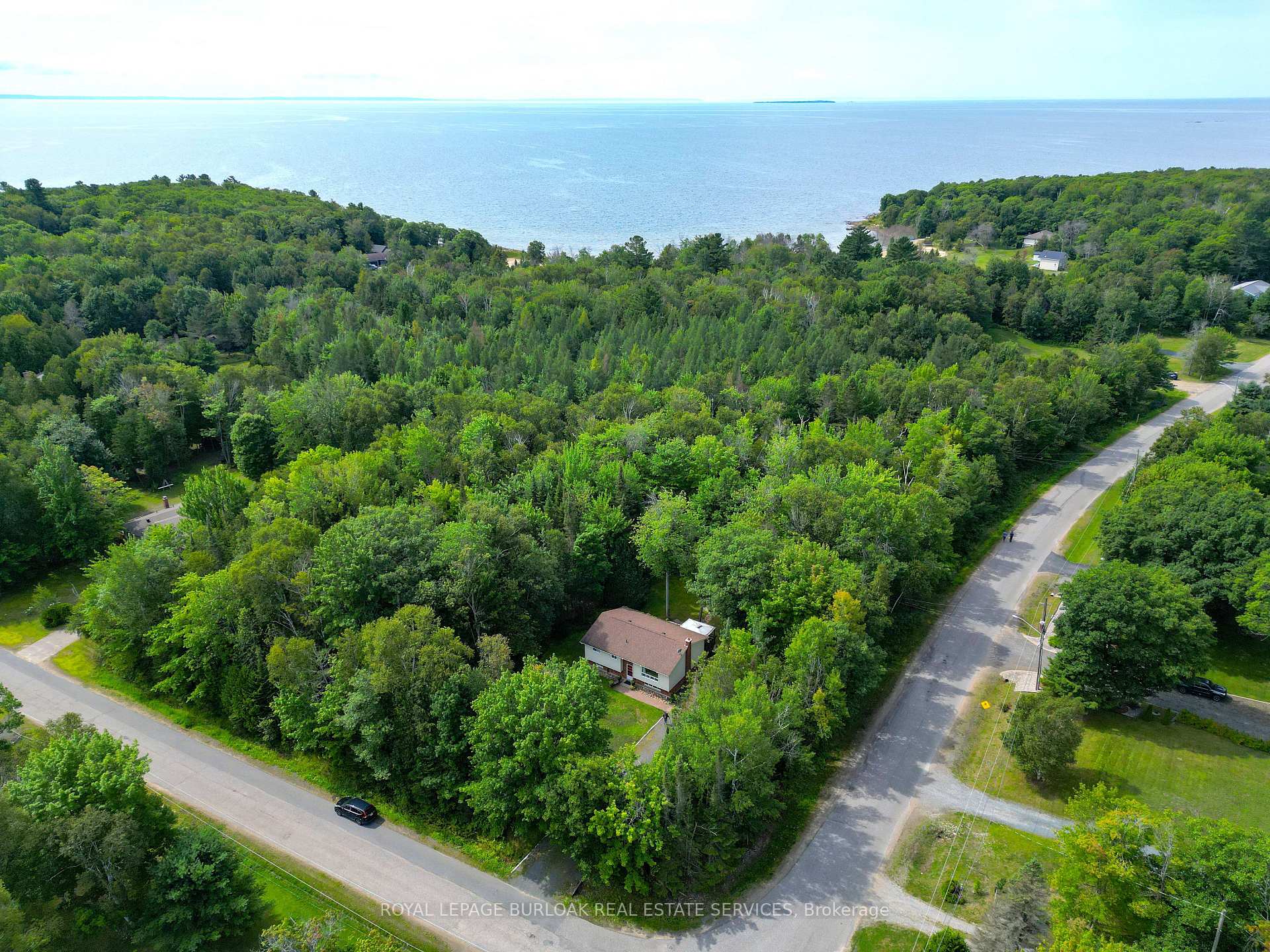 Photo 23 of 2 Marine Drive, Blind River — HOMEH