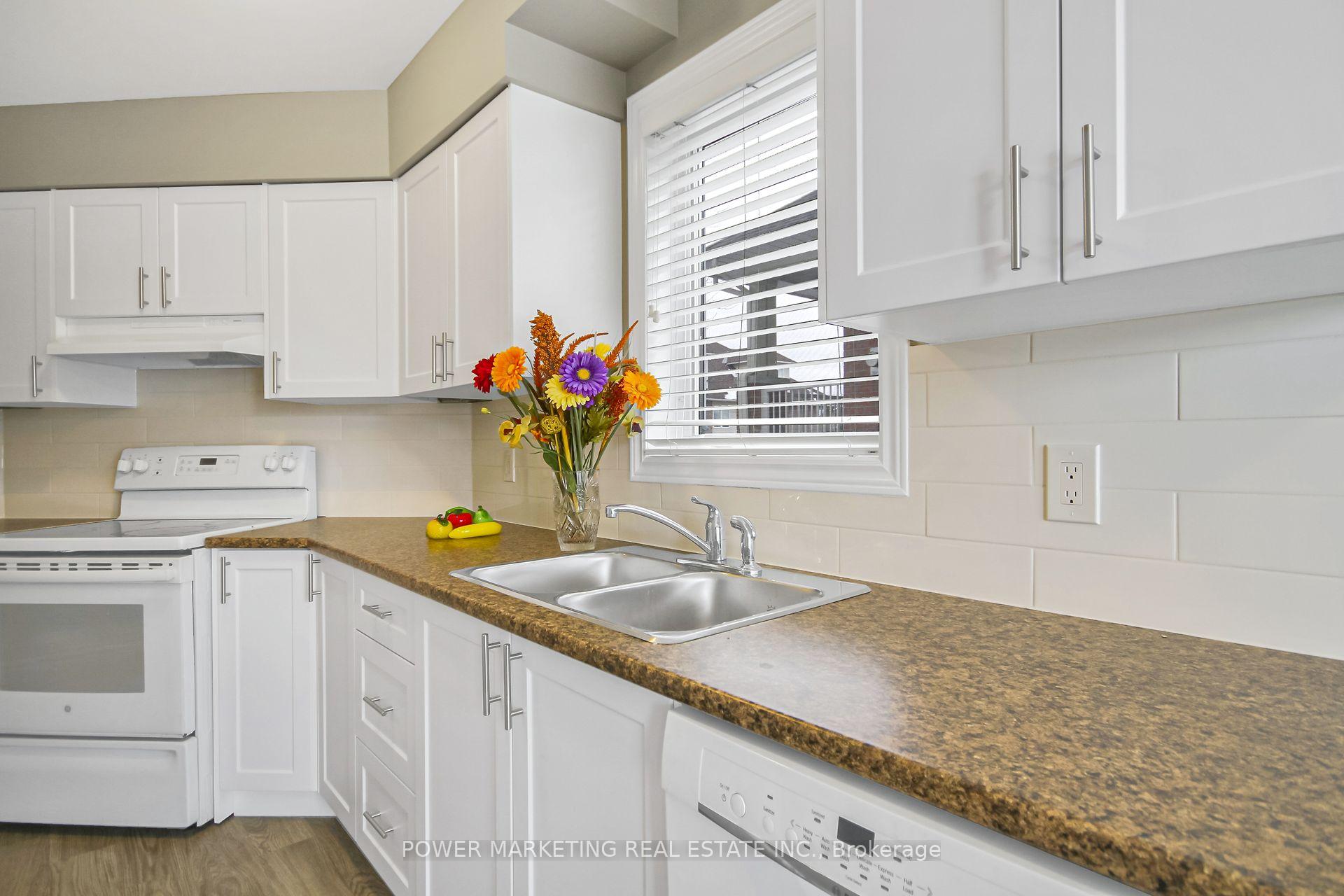 Photo 17 of 45 Waterbridge Drive, Ottawa, Barrhaven East — HOMEH