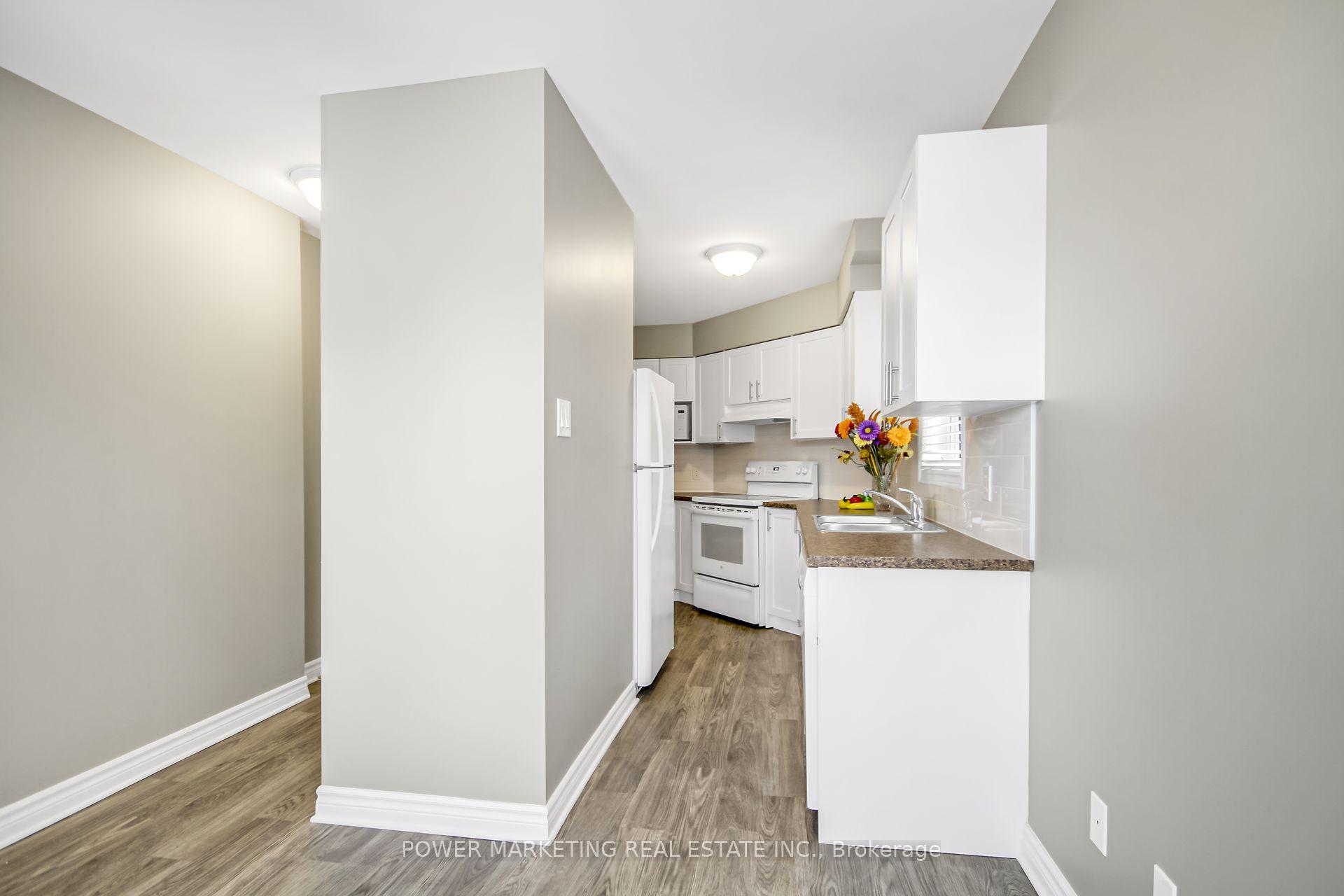 Photo 20 of 45 Waterbridge Drive, Ottawa, Barrhaven East — HOMEH