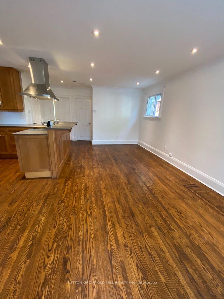 Photo 10 of 46 Richard Avenue, Toronto, Greenwood-Coxwell — HOMEH