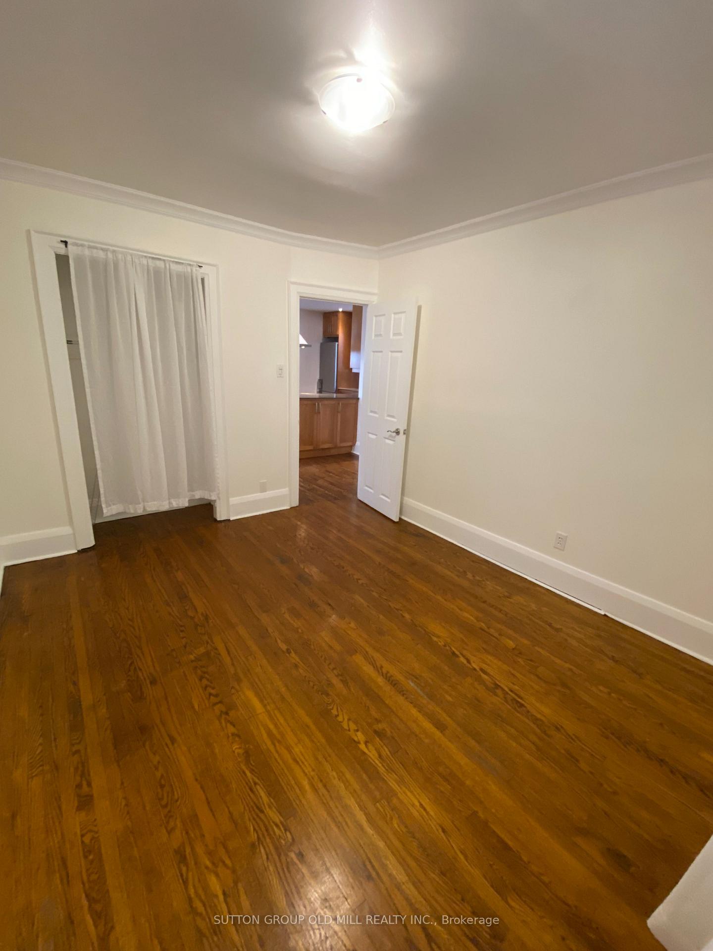 Photo 15 of 46 Richard Avenue, Toronto, Greenwood-Coxwell — HOMEH