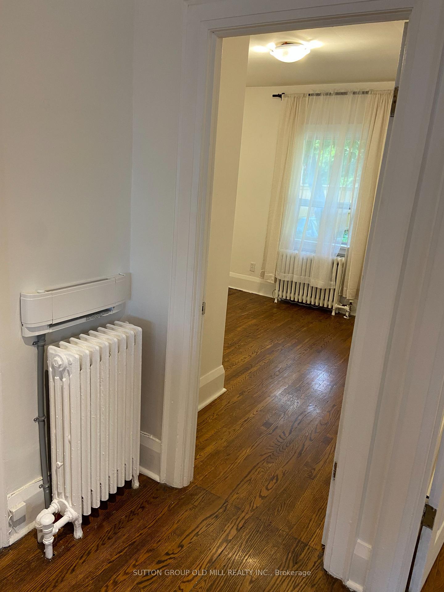 Photo 20 of 46 Richard Avenue, Toronto, Greenwood-Coxwell — HOMEH