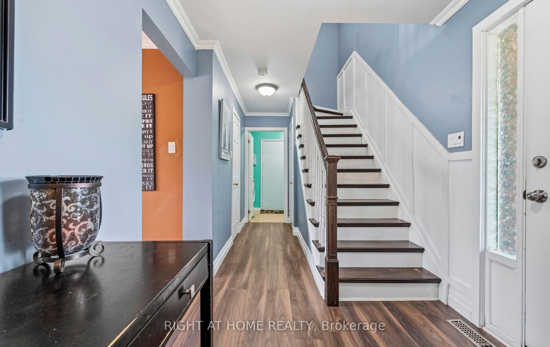 Photo 9 of 72 Brydon Crescent, Brampton, Northwood Park — HOMEH