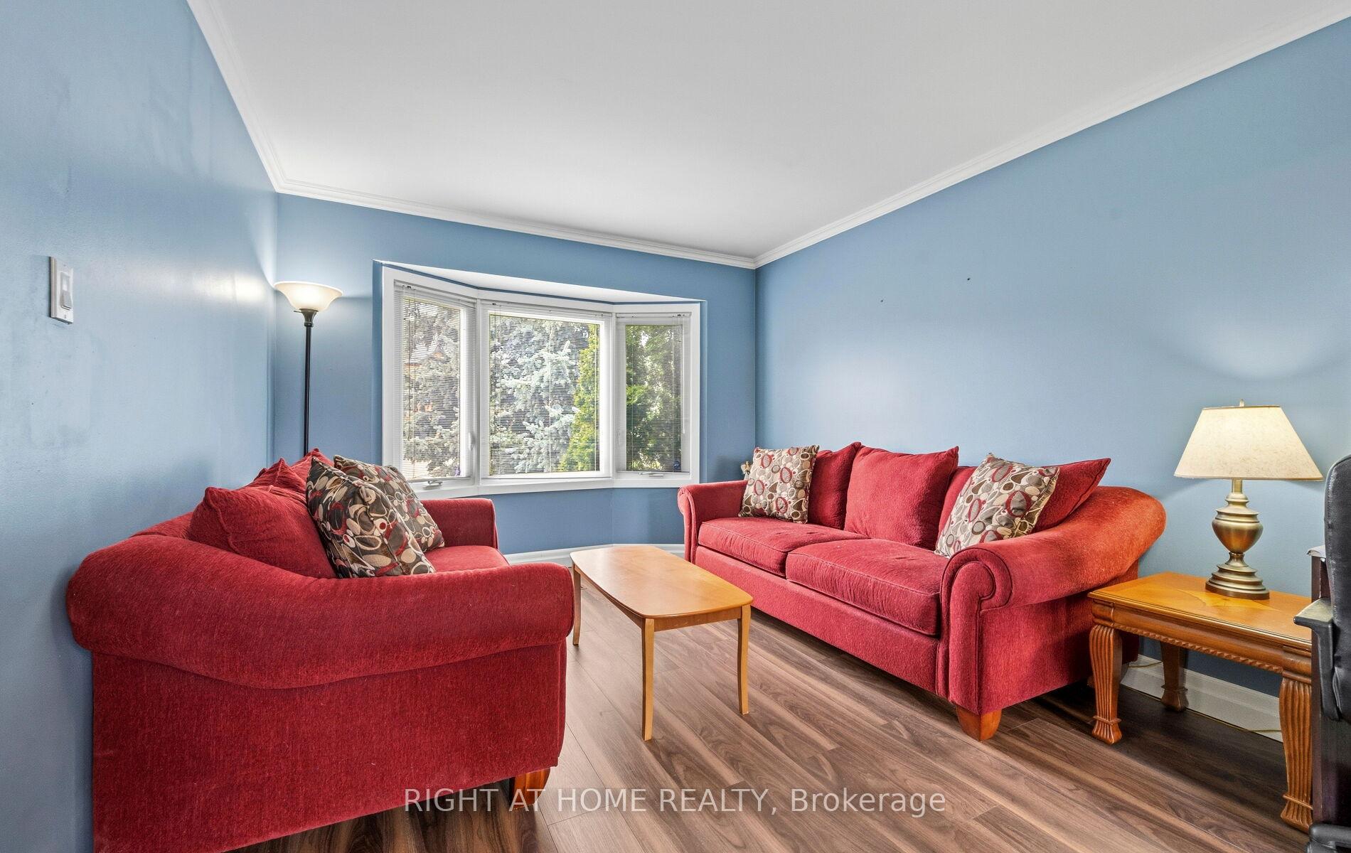Photo 10 of 72 Brydon Crescent, Brampton, Northwood Park — HOMEH