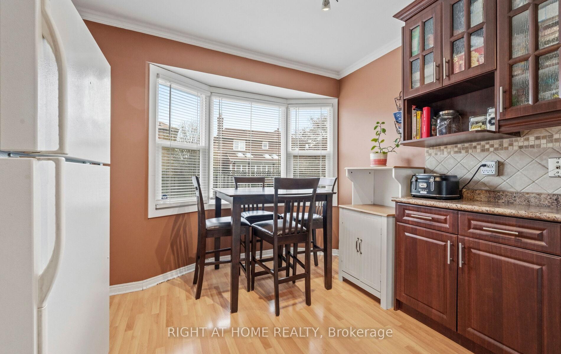 Photo 18 of 72 Brydon Crescent, Brampton, Northwood Park — HOMEH