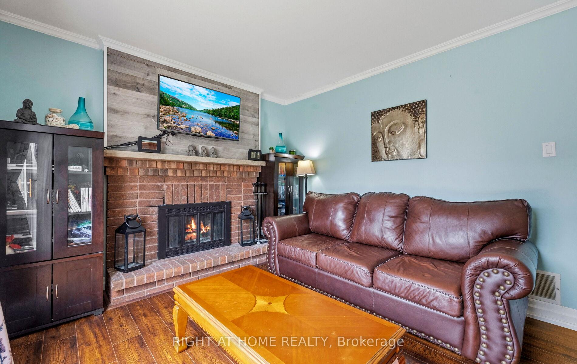 Photo 20 of 72 Brydon Crescent, Brampton, Northwood Park — HOMEH
