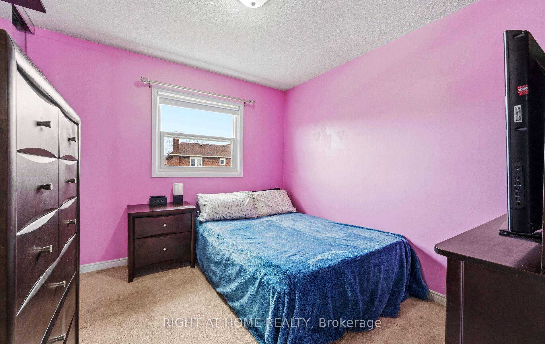 Photo 26 of 72 Brydon Crescent, Brampton, Northwood Park — HOMEH