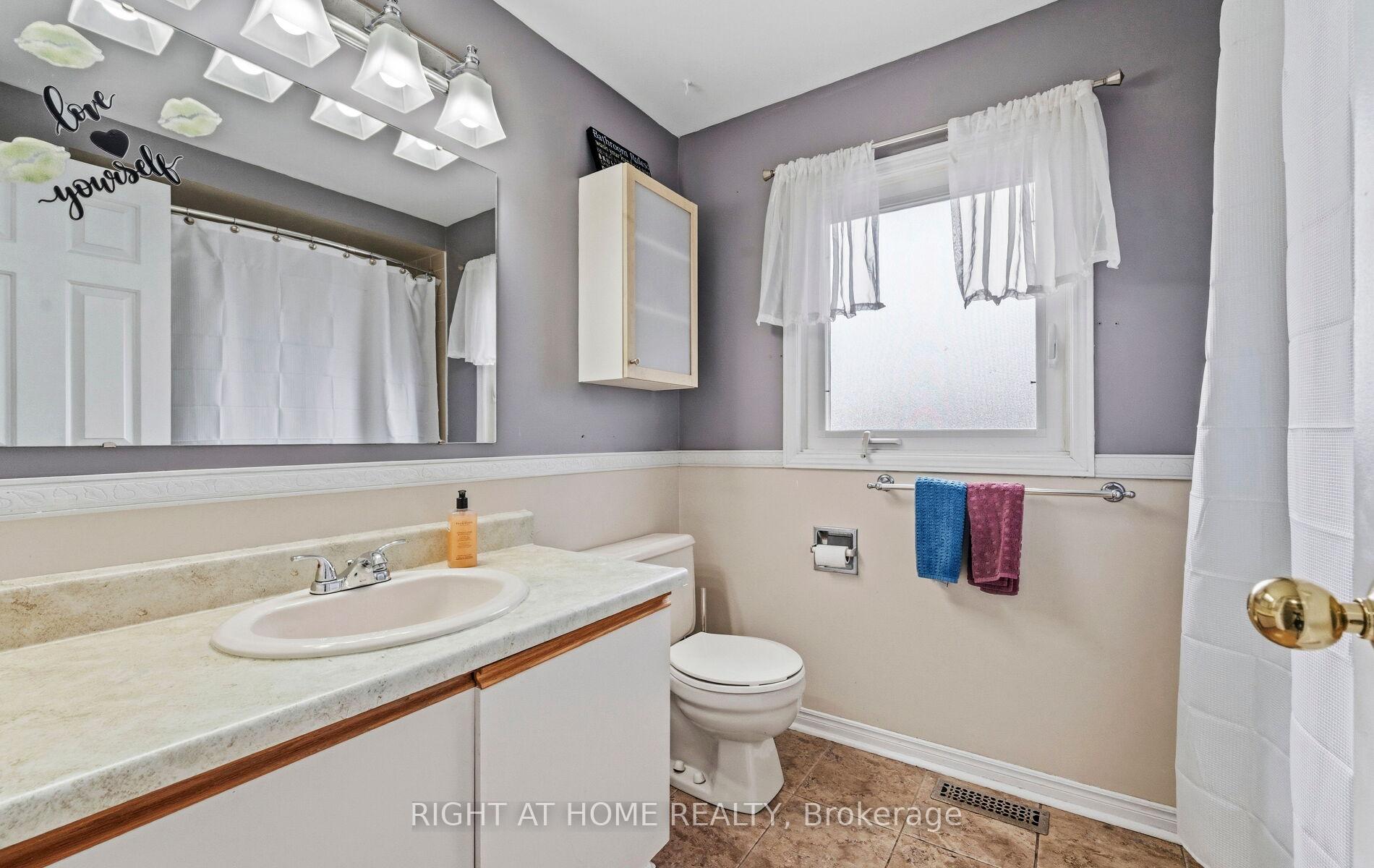 Photo 29 of 72 Brydon Crescent, Brampton, Northwood Park — HOMEH