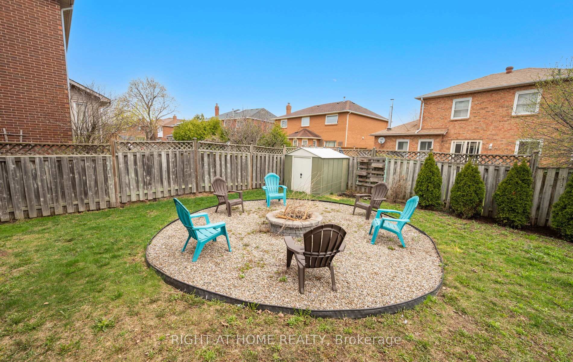 Photo 32 of 72 Brydon Crescent, Brampton, Northwood Park — HOMEH