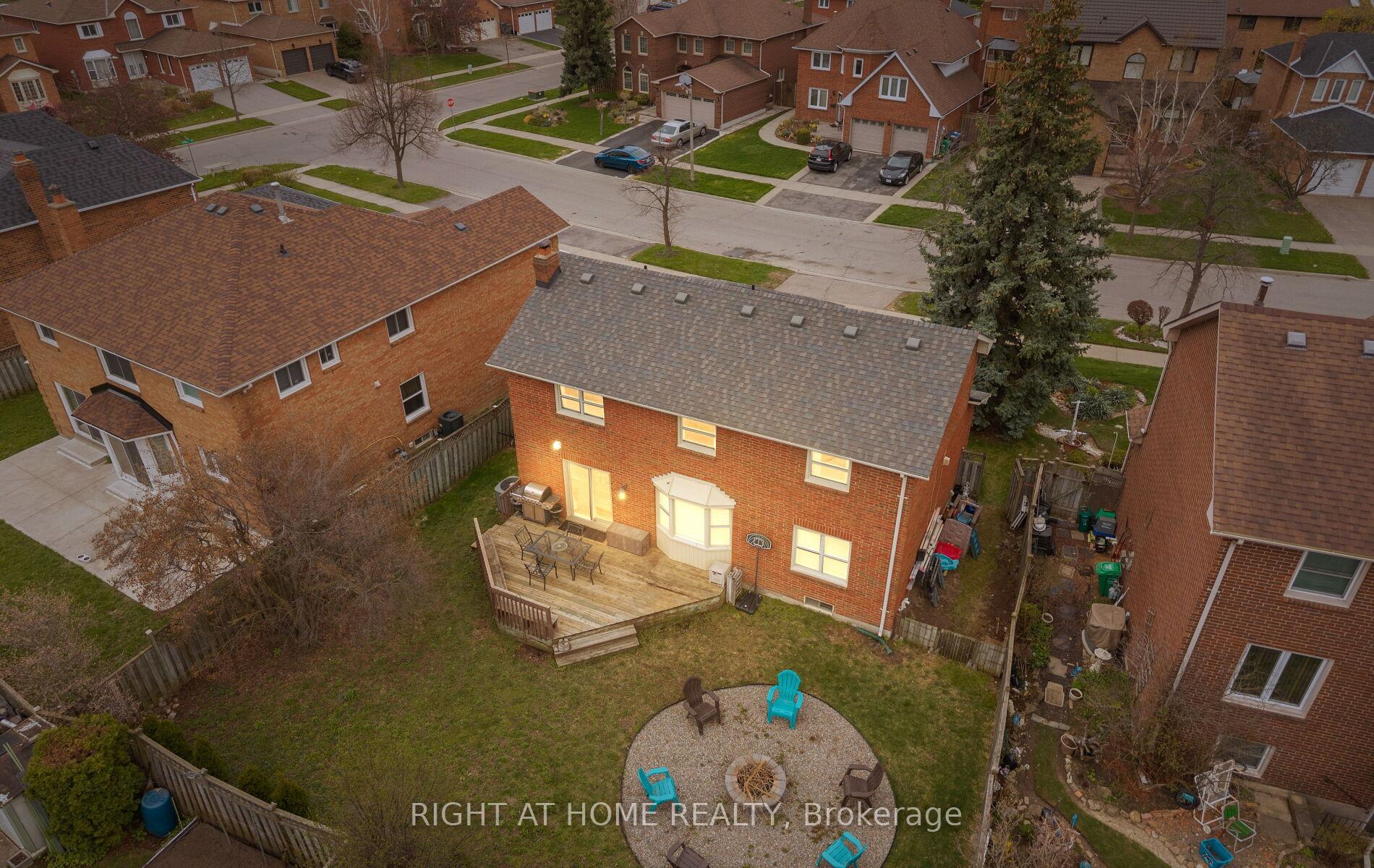 Photo 36 of 72 Brydon Crescent, Brampton, Northwood Park — HOMEH