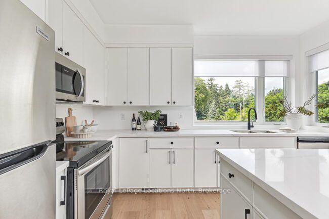 Photo 8 of Unit 1, 25 Lansdowne Street S, Blue Mountains — HOMEH