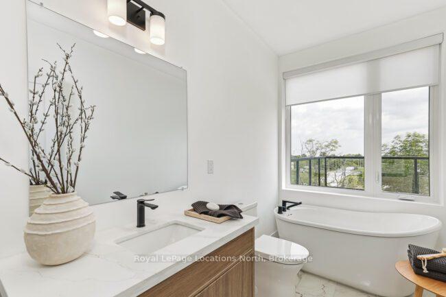 Photo 14 of Unit 1, 25 Lansdowne Street S, Blue Mountains — HOMEH