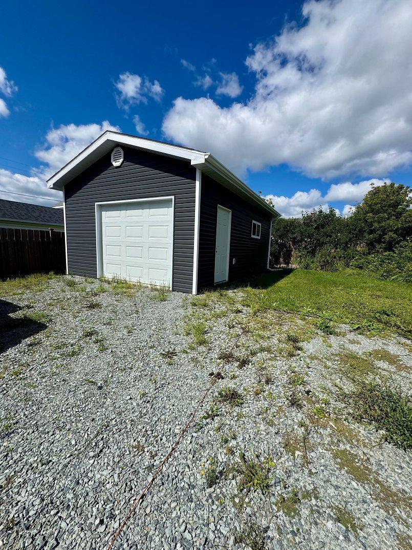 Photo 18 of 118 Columbus Avenue, Timmins, TS - SW — HOMEH