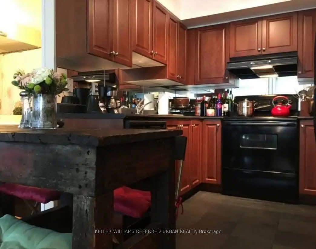 Photo 2 of Unit 304, 230 King Street E, Toronto, Moss Park — HOMEH