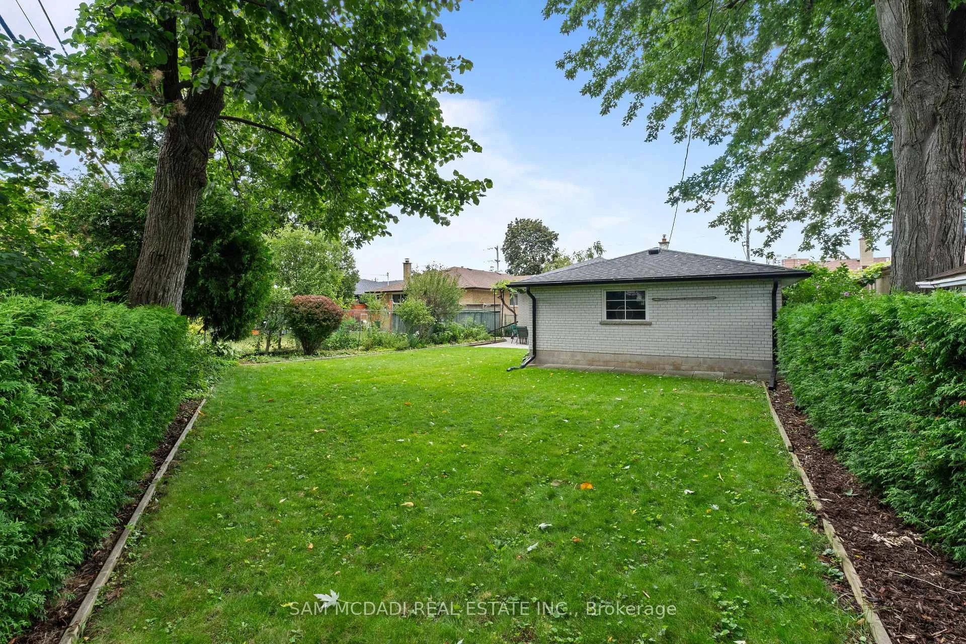 Photo 49 of 248 Wellesworth Drive, Etobicoke, Eringate-Centennial-West Deane — HOMEH