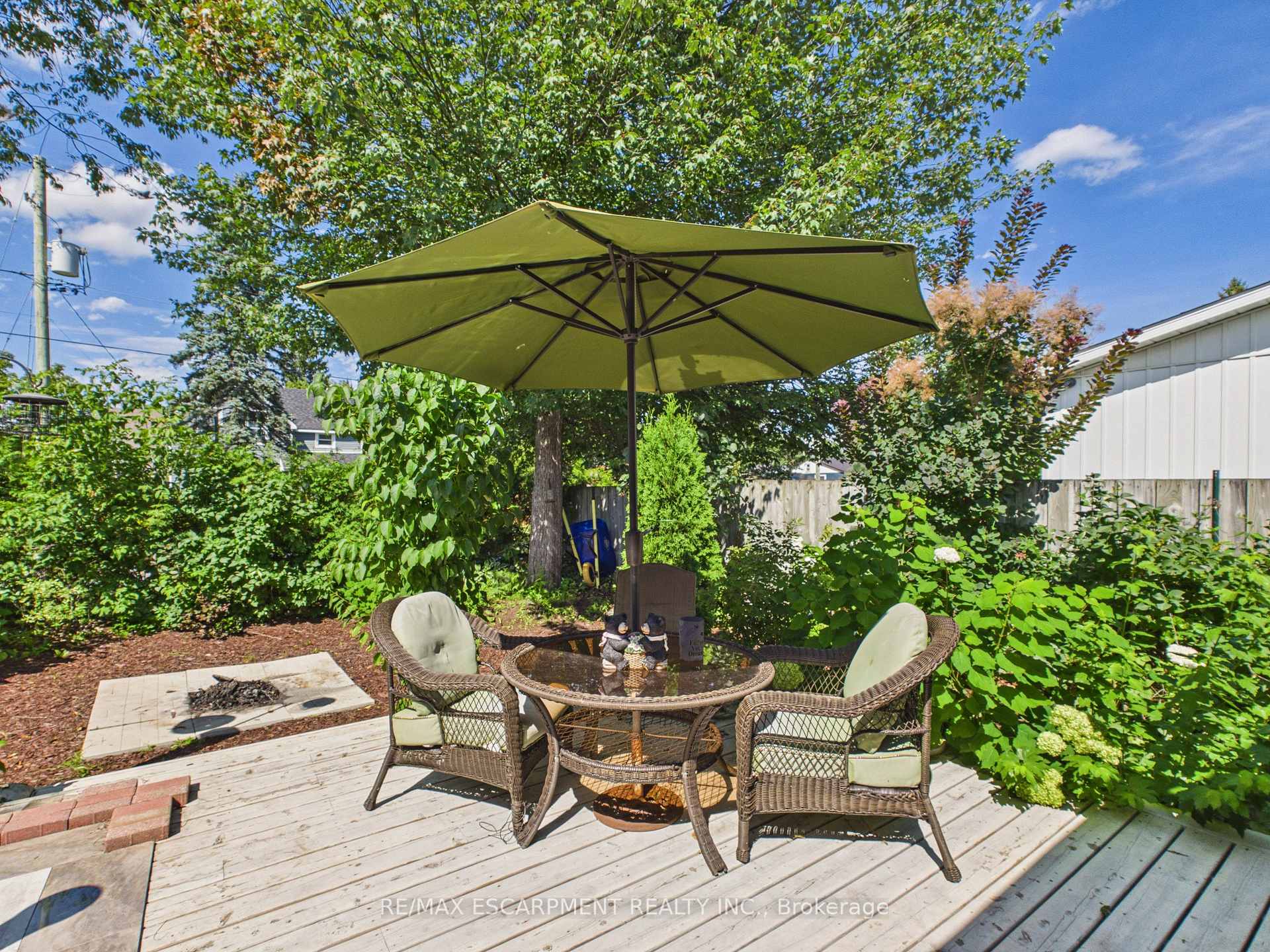 Photo 26 of 25 Wellington Street, Bracebridge — HOMEH