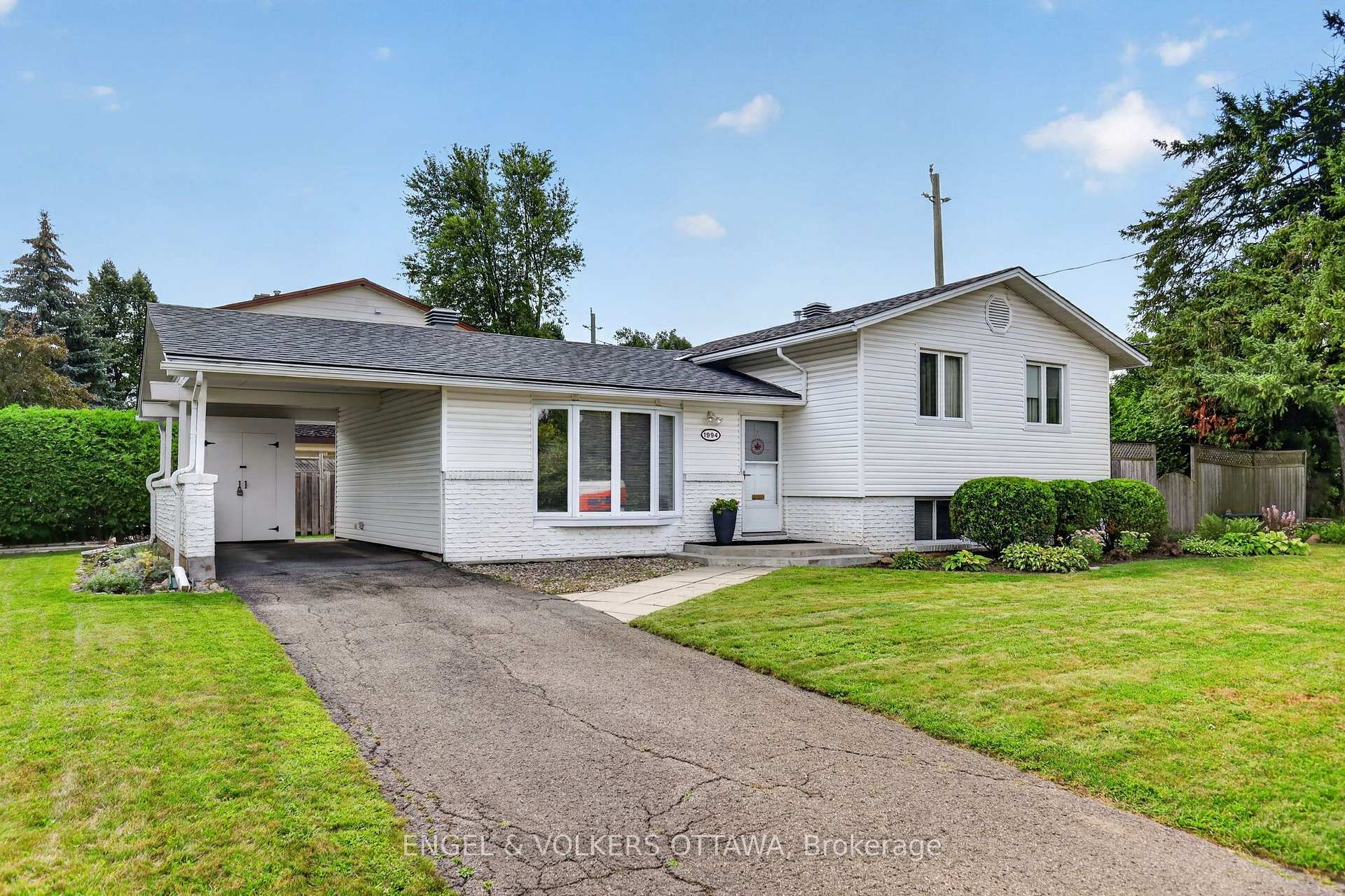 Photo 21 of 1994 Connecticut Avenue, Ottawa, Guildwood Estates - Urbandale Acres — HOMEH