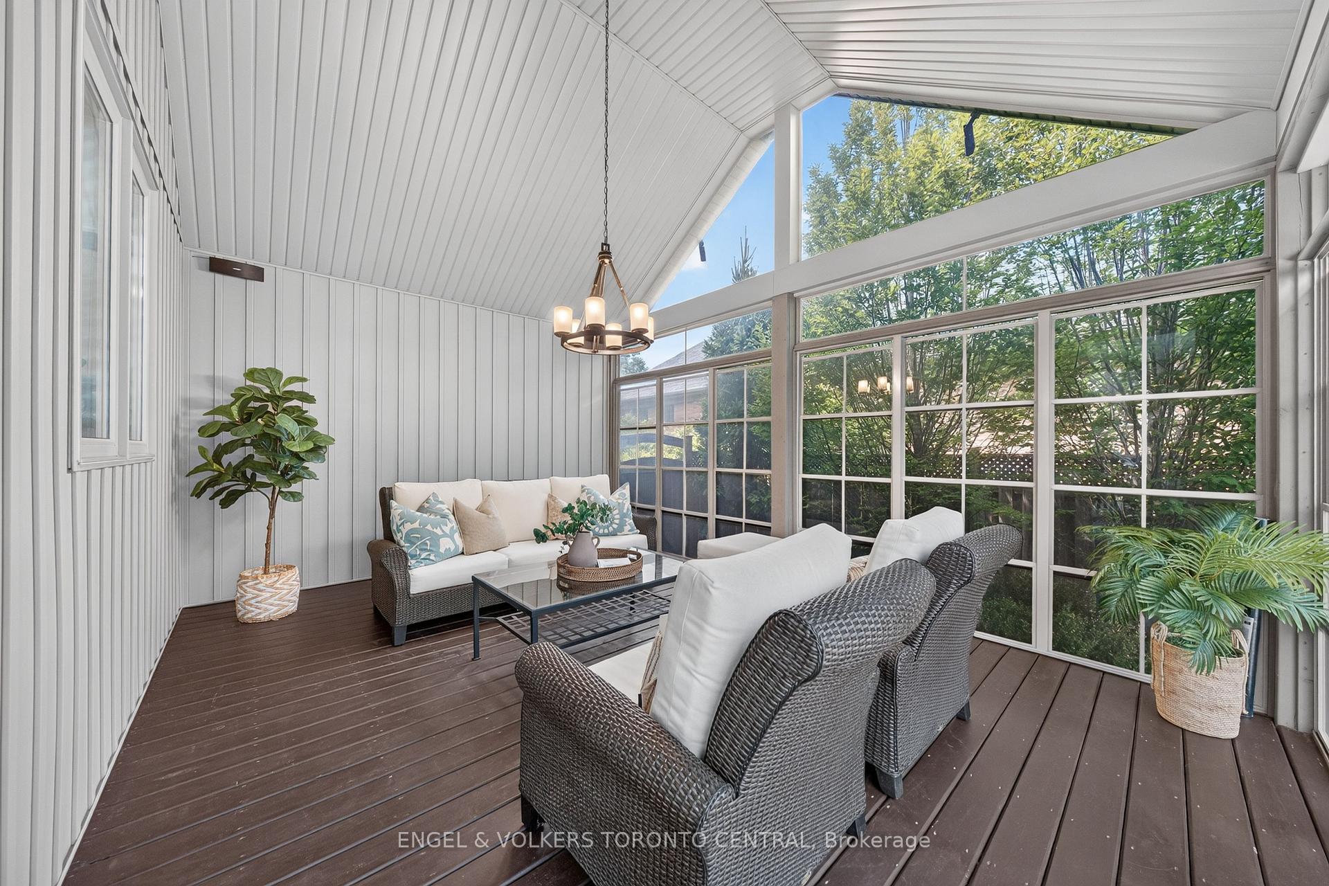 Photo 14 of 640 Chesapeake Drive, Waterloo, Eastbridge — HOMEH