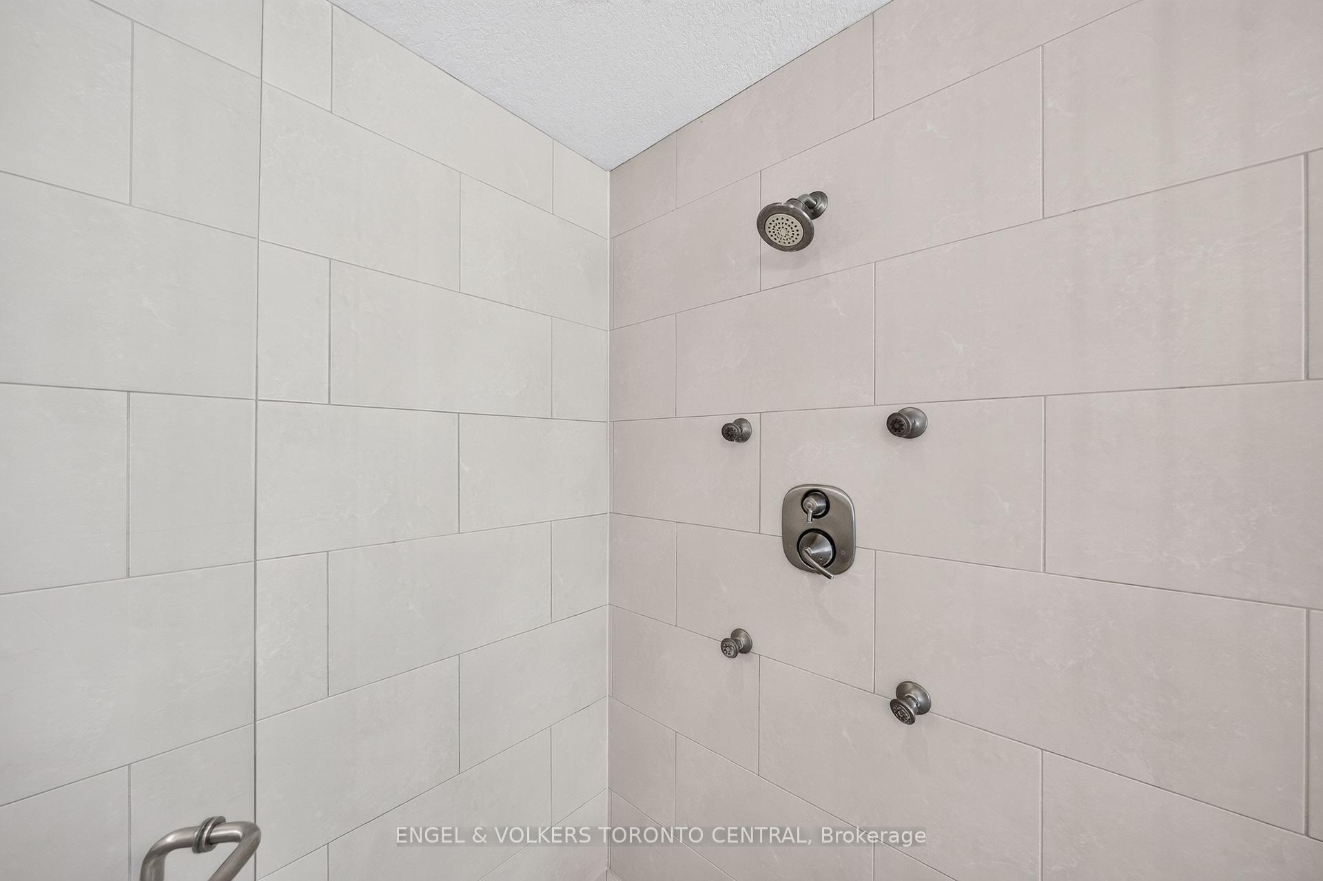 Photo 20 of 640 Chesapeake Drive, Waterloo, Eastbridge — HOMEH