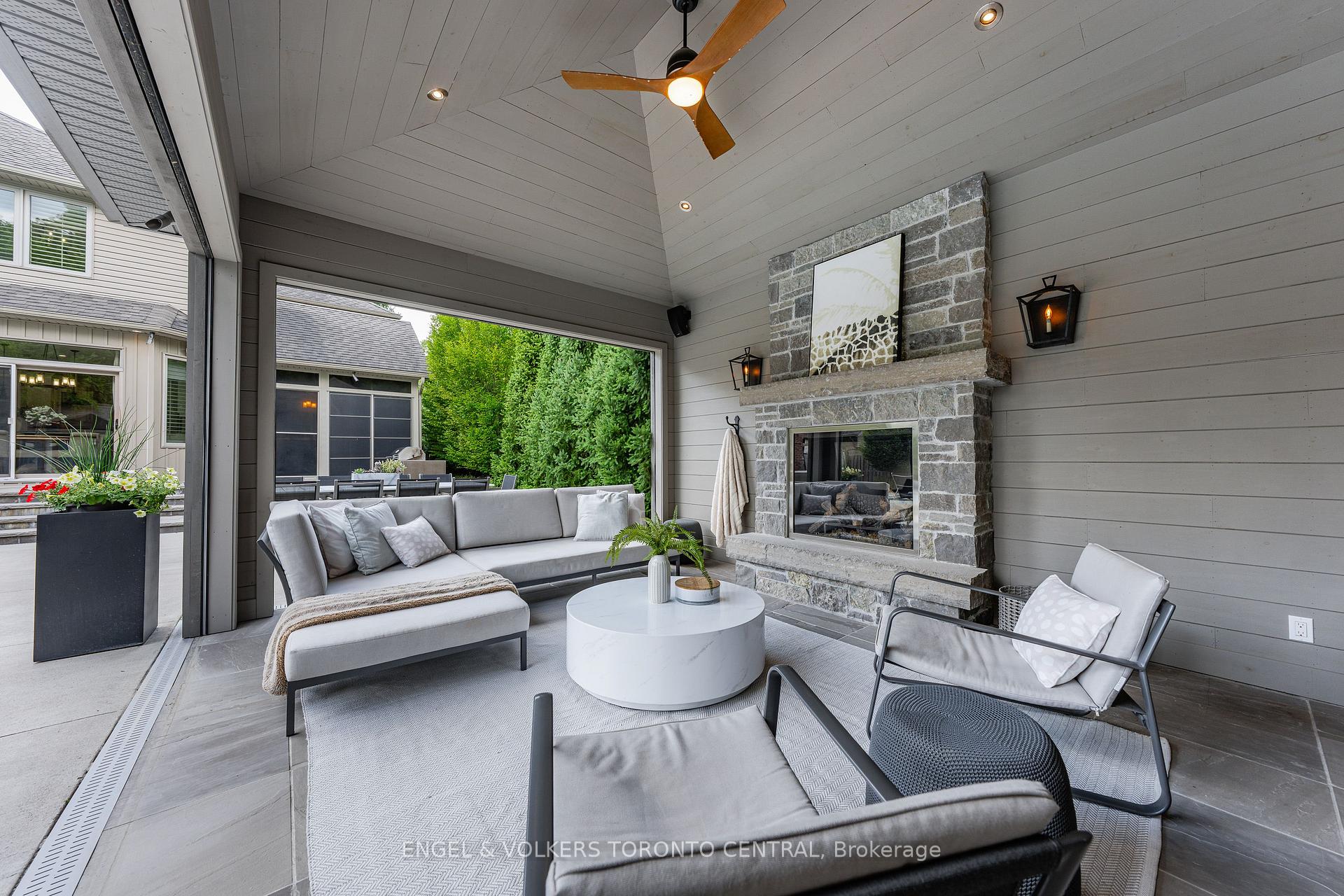 Photo 35 of 640 Chesapeake Drive, Waterloo, Eastbridge — HOMEH