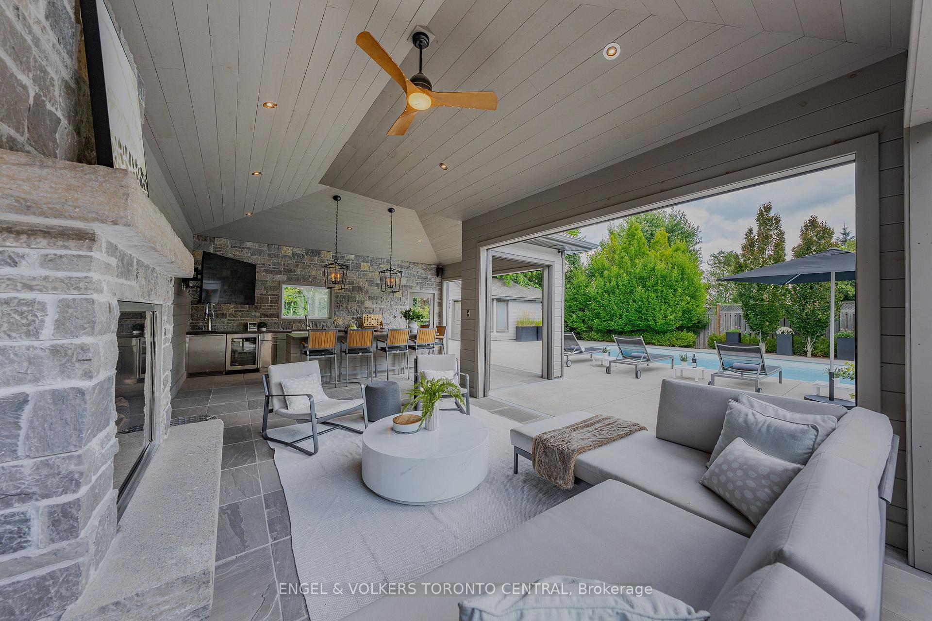 Photo 36 of 640 Chesapeake Drive, Waterloo, Eastbridge — HOMEH