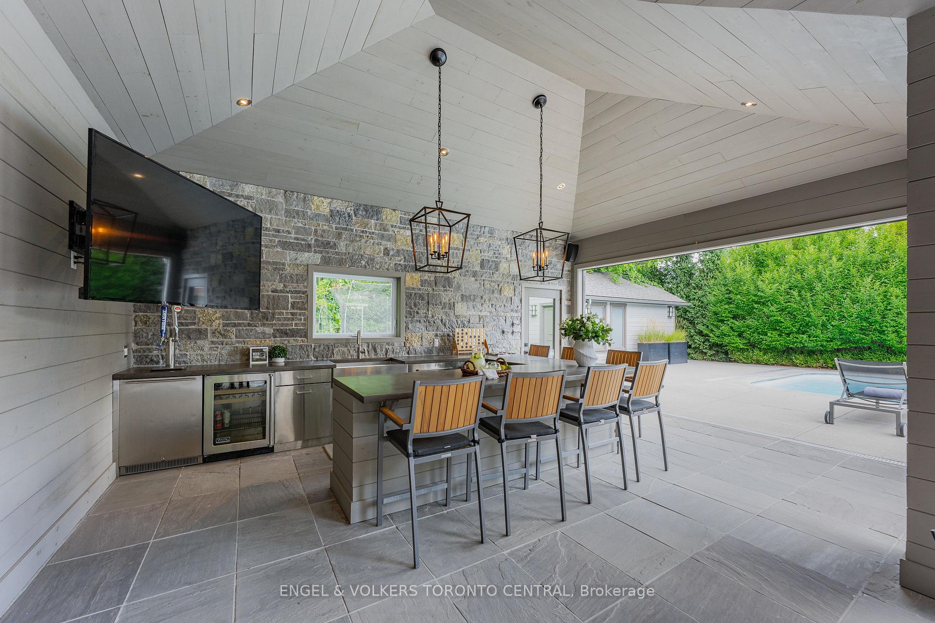 Photo 37 of 640 Chesapeake Drive, Waterloo, Eastbridge — HOMEH