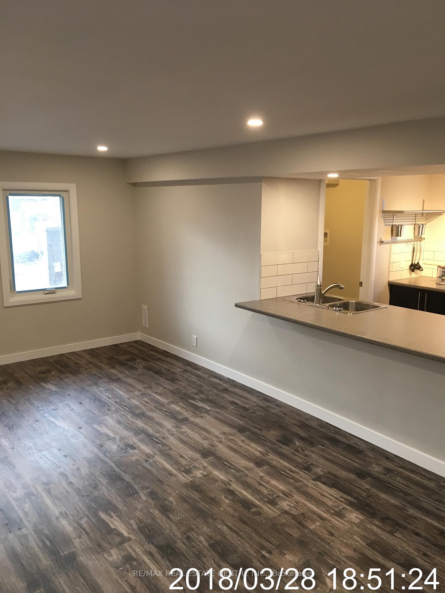 Photo 3 of Unit 2, 681 Upper Wentworth Street, Hamilton, Burkholme — HOMEH
