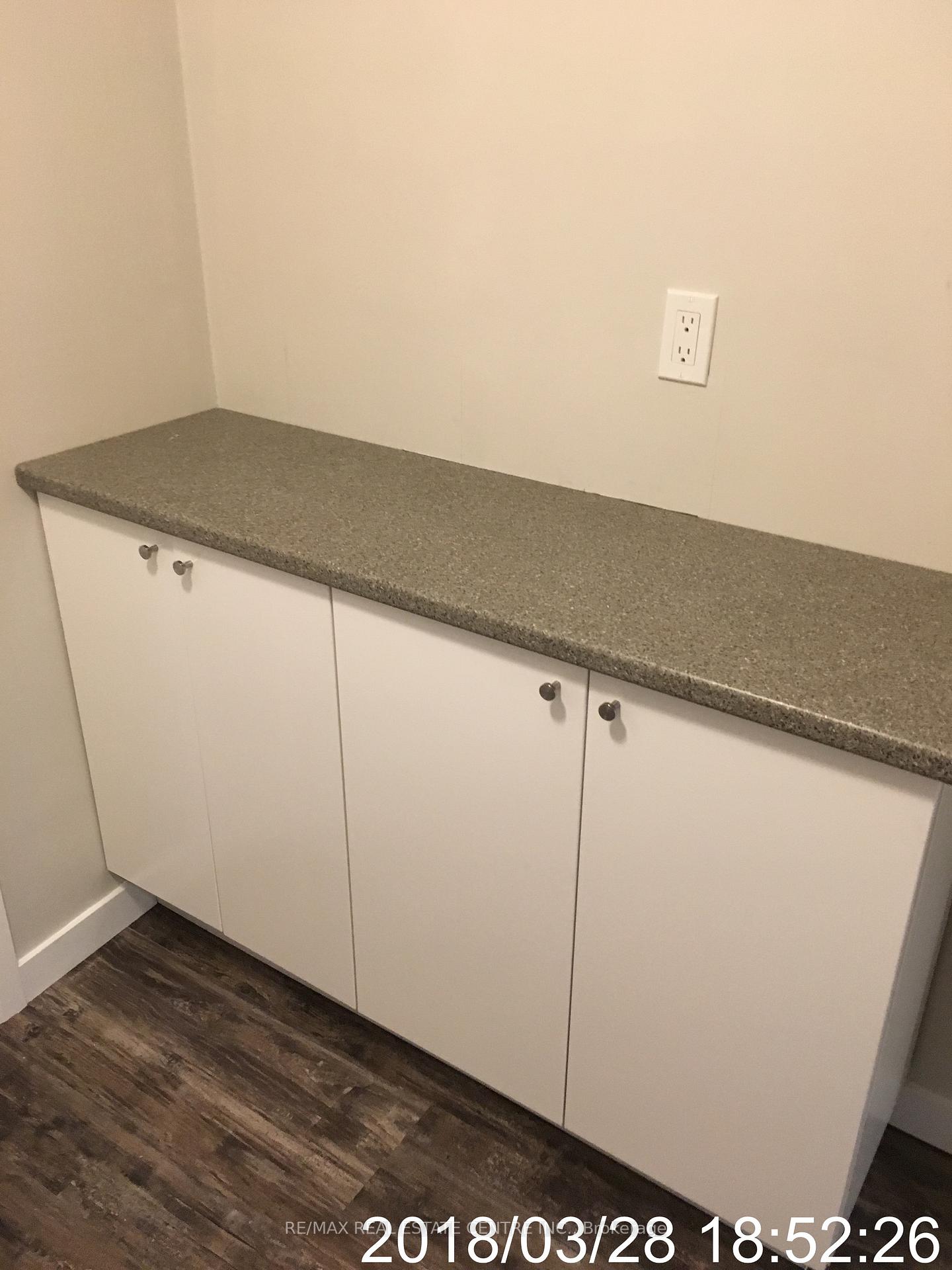 Photo 5 of Unit 2, 681 Upper Wentworth Street, Hamilton, Burkholme — HOMEH