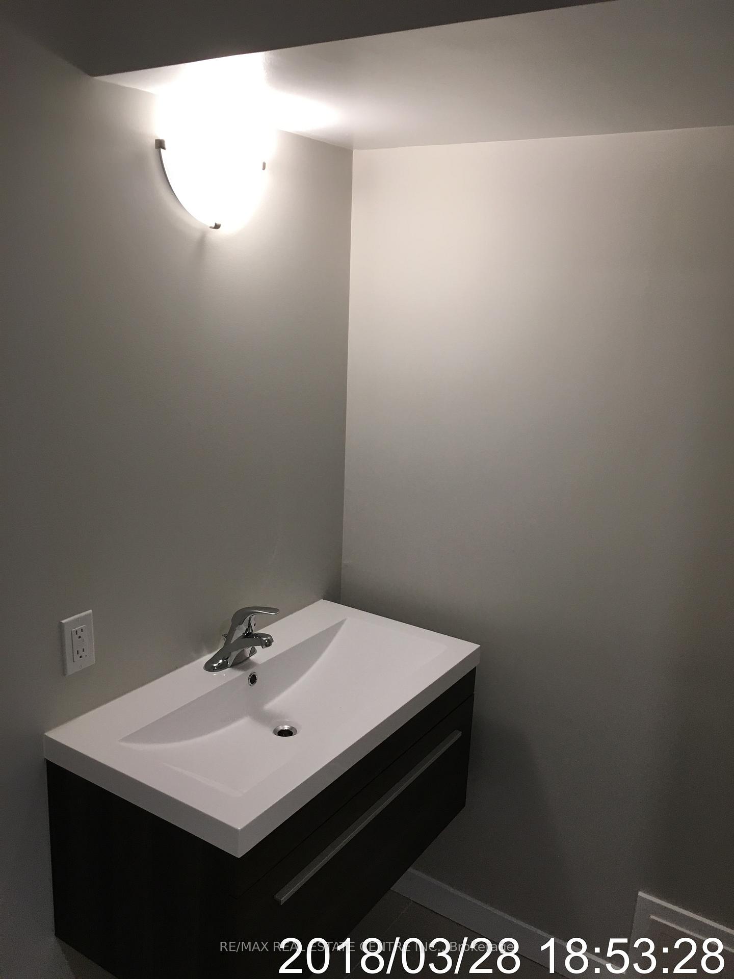 Photo 16 of Unit 2, 681 Upper Wentworth Street, Hamilton, Burkholme — HOMEH