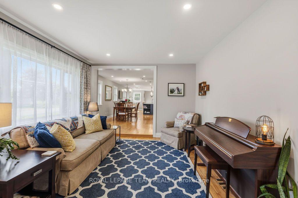 Photo 10 of 4869 Thunder Road, Ottawa, Carlsbad Springs — HOMEH
