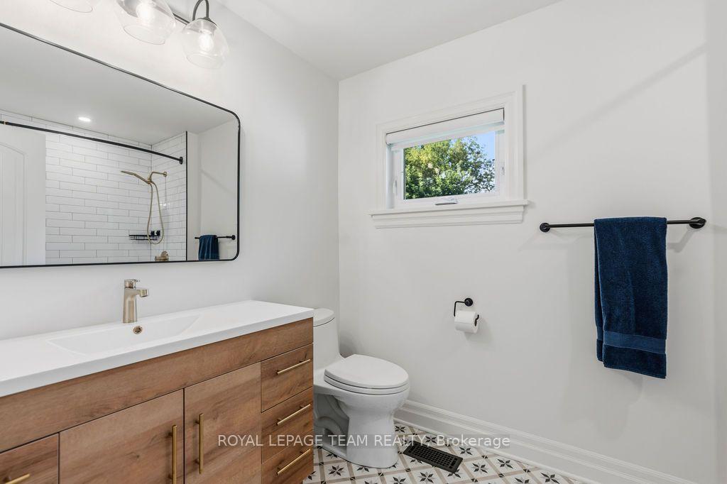 Photo 31 of 4869 Thunder Road, Ottawa, Carlsbad Springs — HOMEH