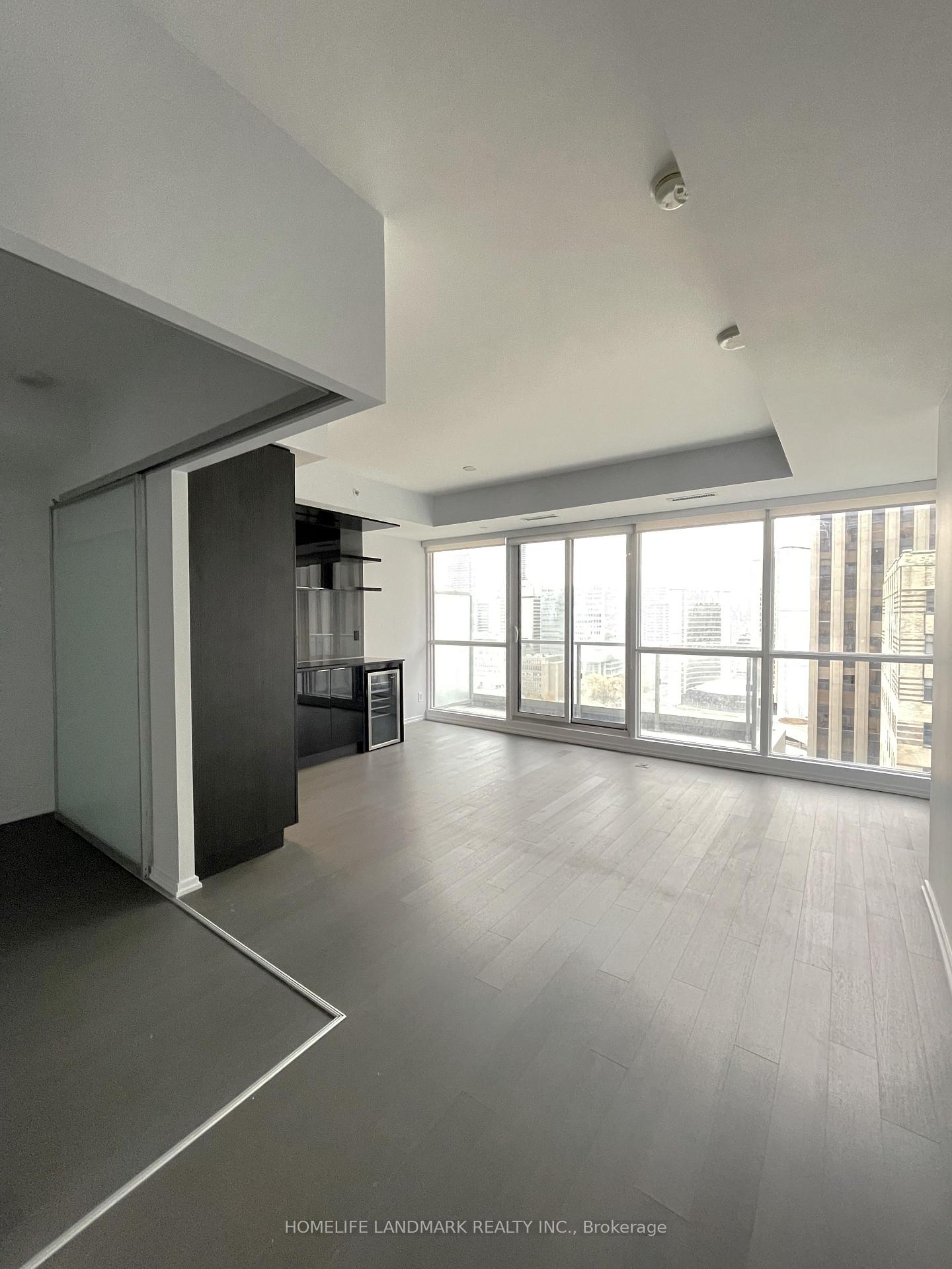 Photo 5 of Unit 2202, 70 Temperance Street, Toronto, Bay Street Corridor — HOMEH