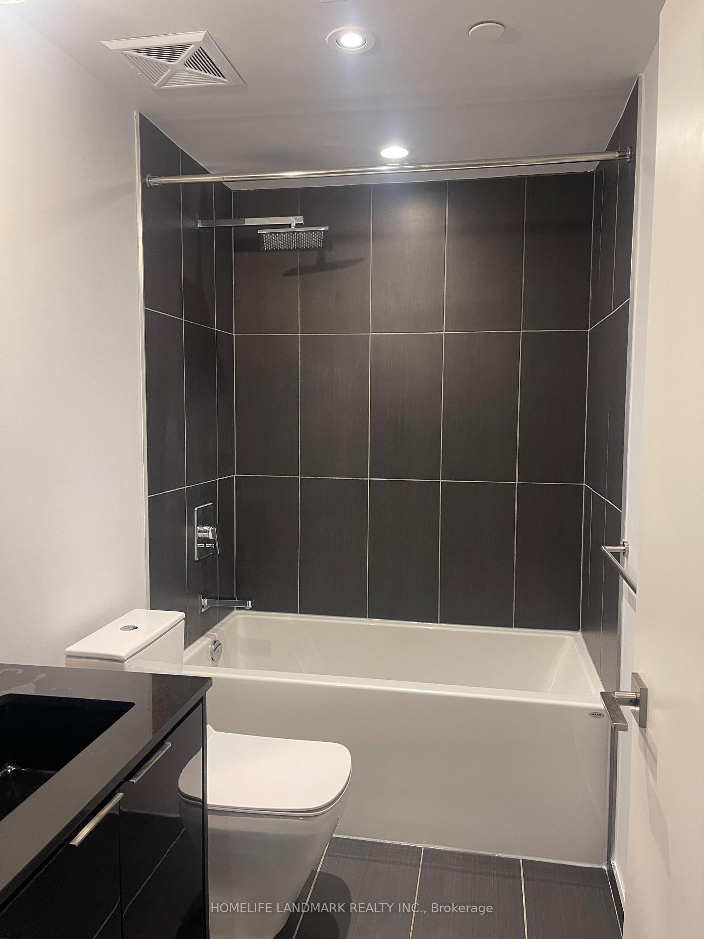 Photo 8 of Unit 2202, 70 Temperance Street, Toronto, Bay Street Corridor — HOMEH