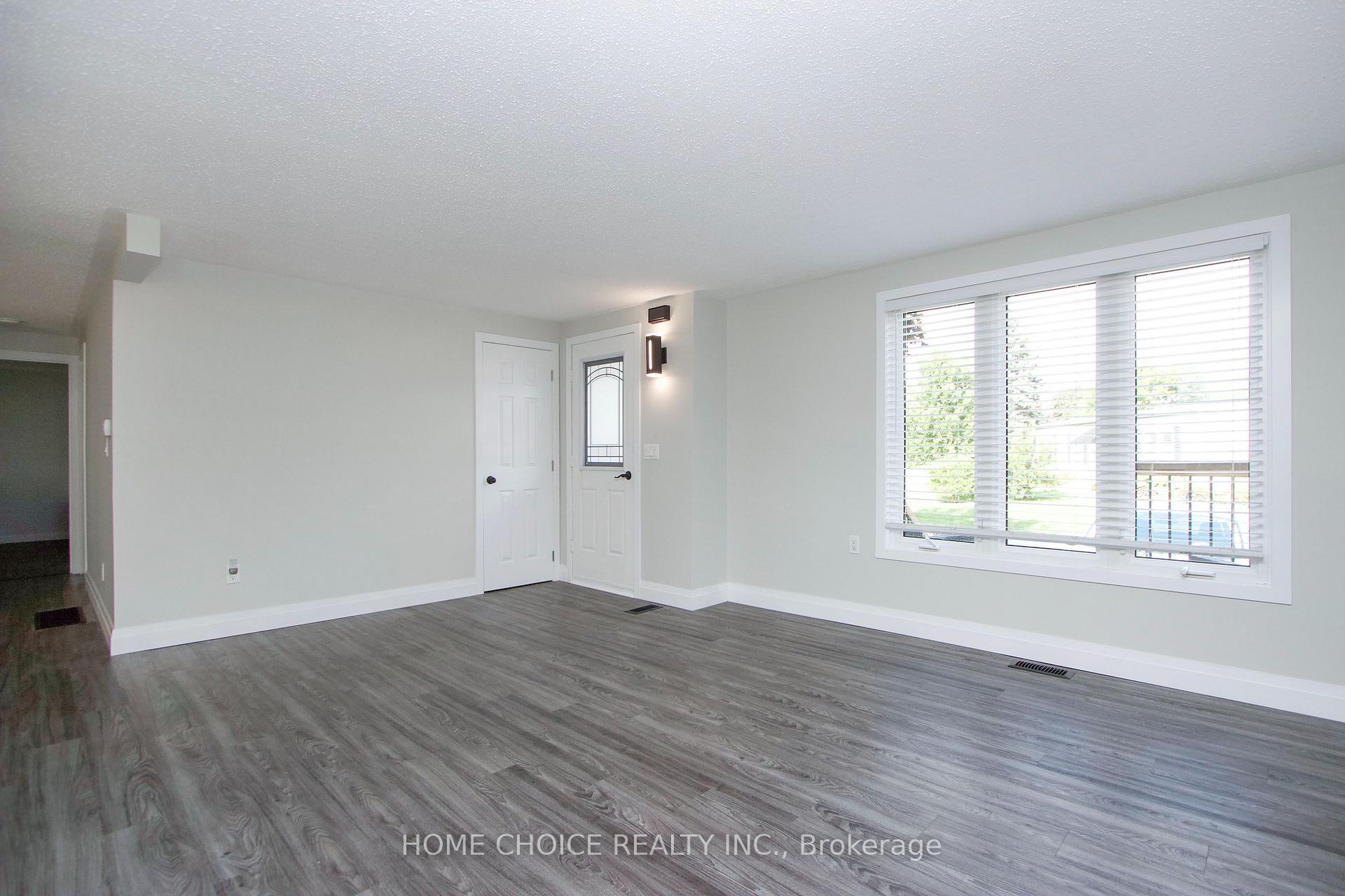 Photo 5 of 5 Driftwood Lane, Clarington, Newcastle — HOMEH