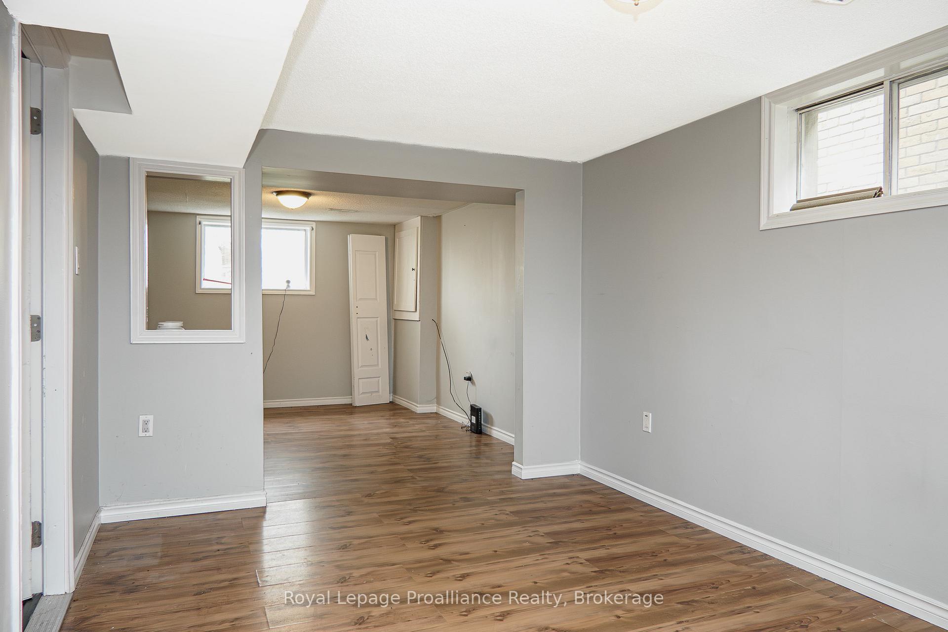 Photo 4 of 21 Pepper Avenue, Belleville, Belleville Ward — HOMEH