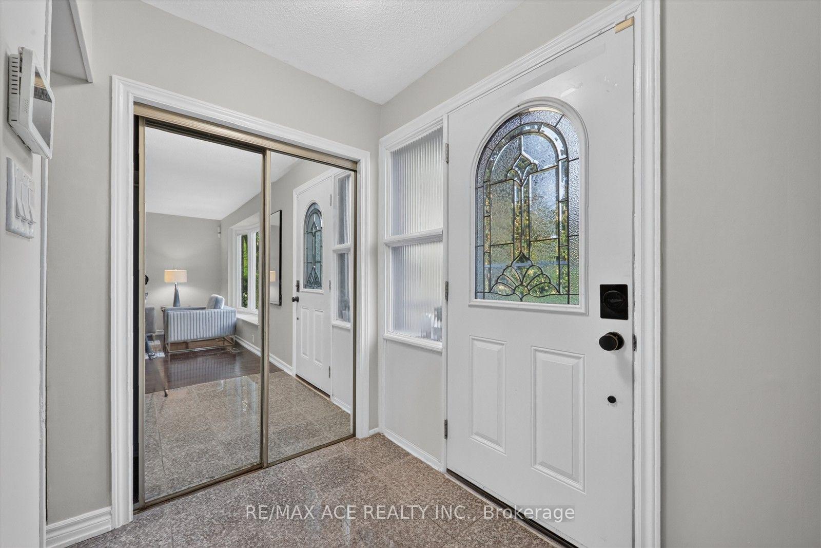 Photo 5 of 100 Merkley Square, Scarborough, Morningside — HOMEH