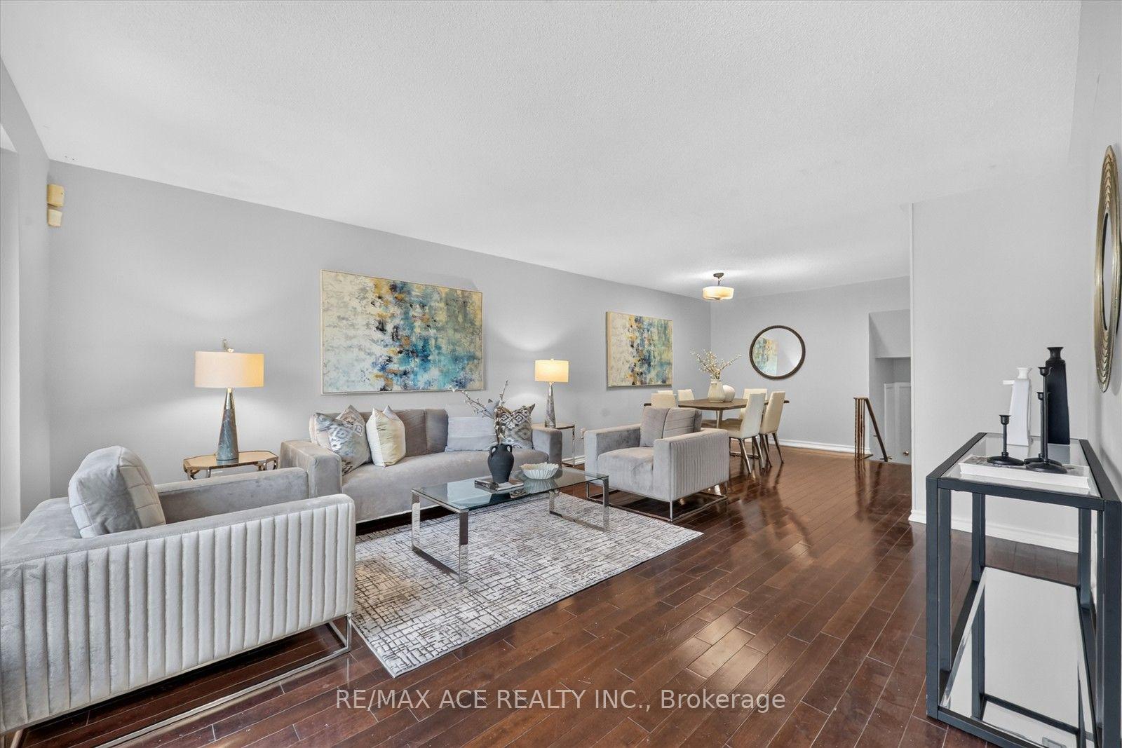 Photo 6 of 100 Merkley Square, Scarborough, Morningside — HOMEH