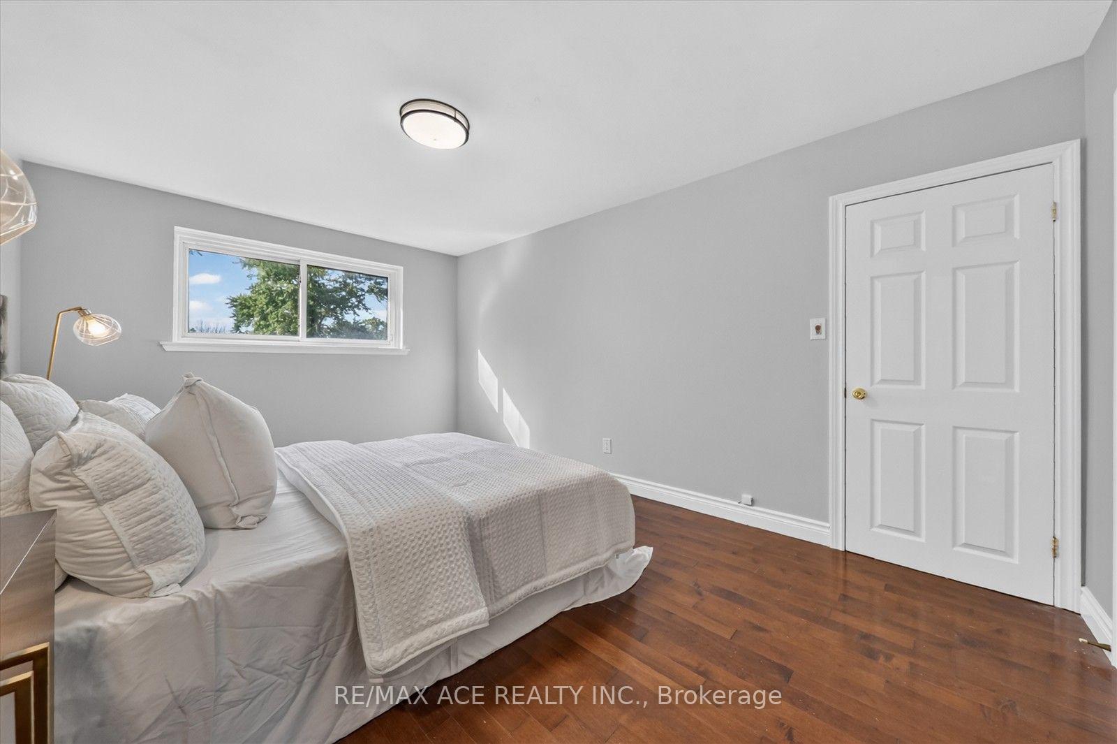 Photo 20 of 100 Merkley Square, Scarborough, Morningside — HOMEH