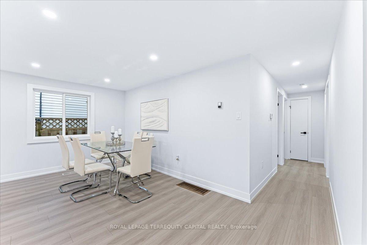 Photo 18 of Unit Upper, 118 Shakespeare Crescent, Barrie, Letitia Heights — HOMEH