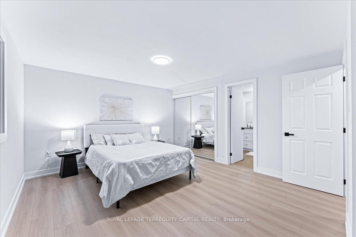 Photo 23 of Unit Upper, 118 Shakespeare Crescent, Barrie, Letitia Heights — HOMEH