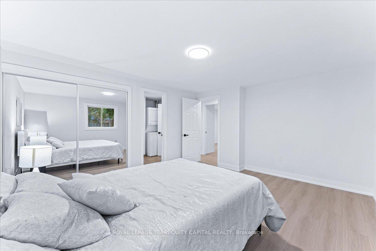 Photo 24 of Unit Upper, 118 Shakespeare Crescent, Barrie, Letitia Heights — HOMEH