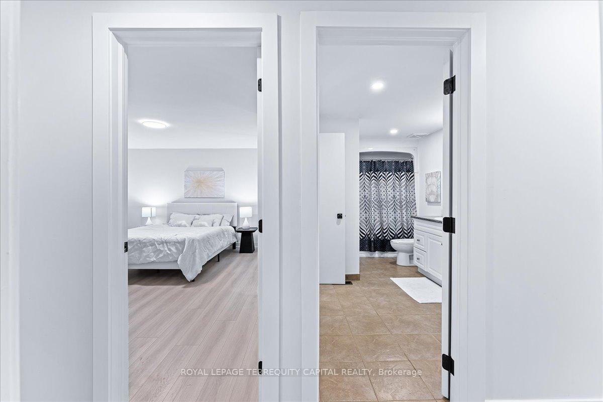 Photo 30 of Unit Upper, 118 Shakespeare Crescent, Barrie, Letitia Heights — HOMEH