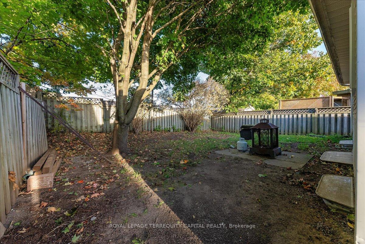 Photo 32 of Unit Upper, 118 Shakespeare Crescent, Barrie, Letitia Heights — HOMEH