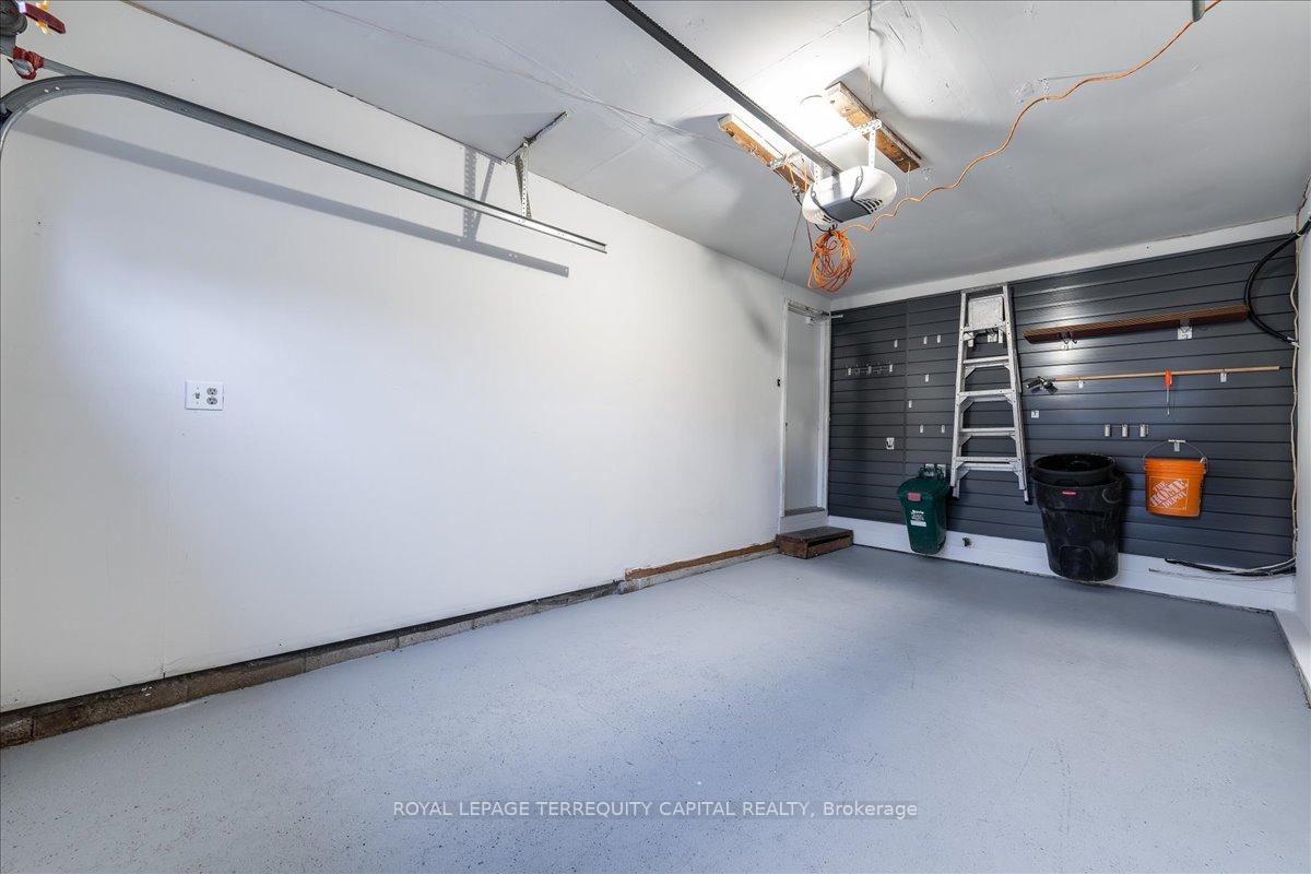 Photo 34 of Unit Upper, 118 Shakespeare Crescent, Barrie, Letitia Heights — HOMEH