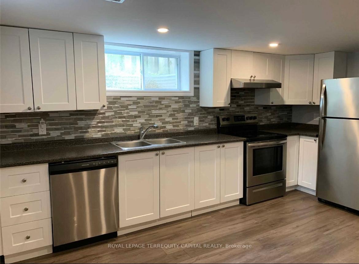Photo 36 of Unit Upper, 118 Shakespeare Crescent, Barrie, Letitia Heights — HOMEH