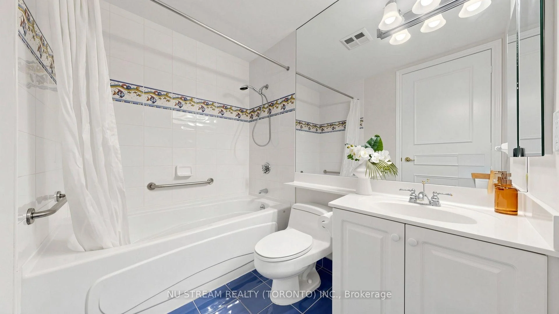 Photo 21 of Unit 2211, 89 Skymark Drive, North York, Hillcrest Village — HOMEH