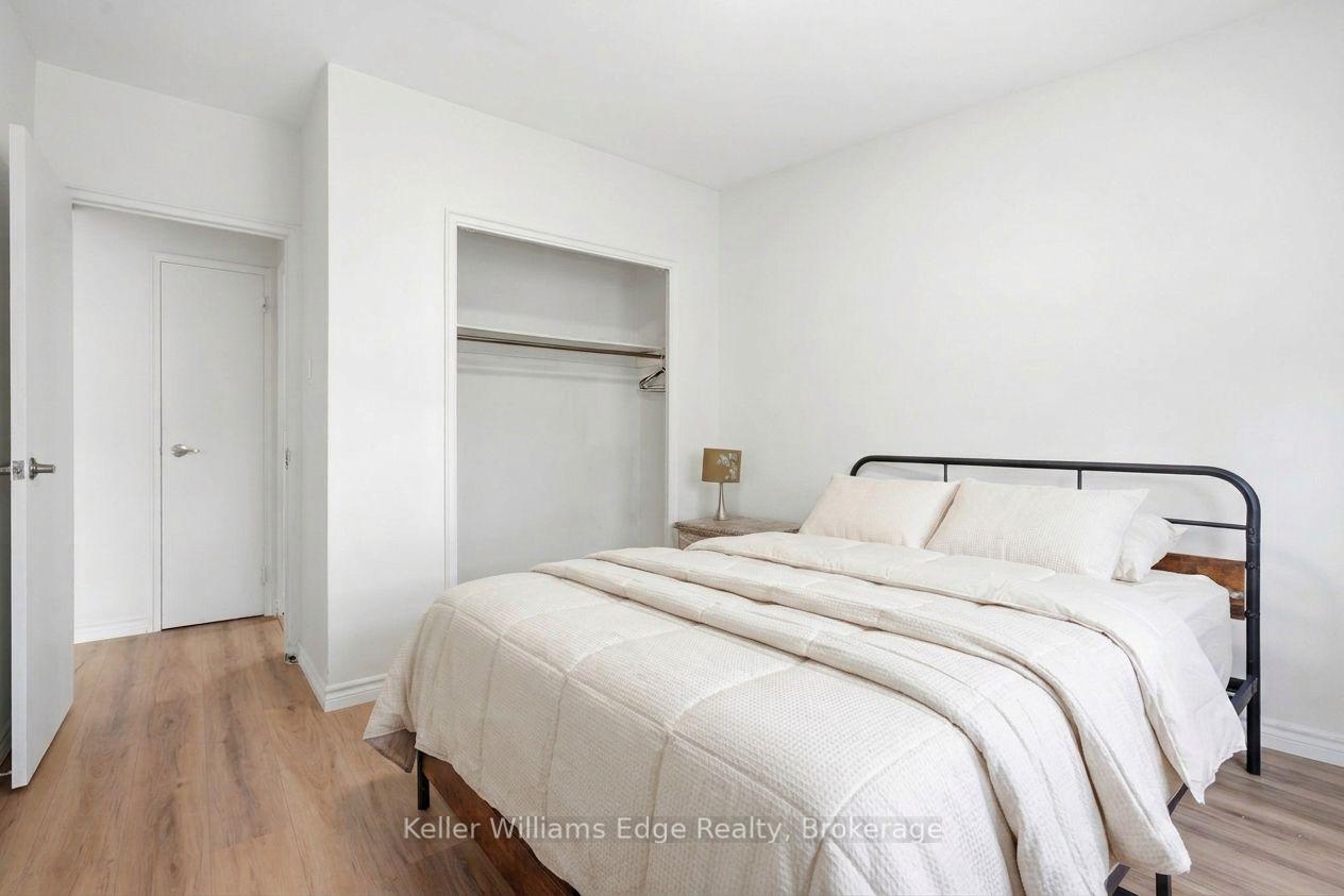 Photo 12 of 785 Browns Line, Etobicoke, Alderwood — HOMEH