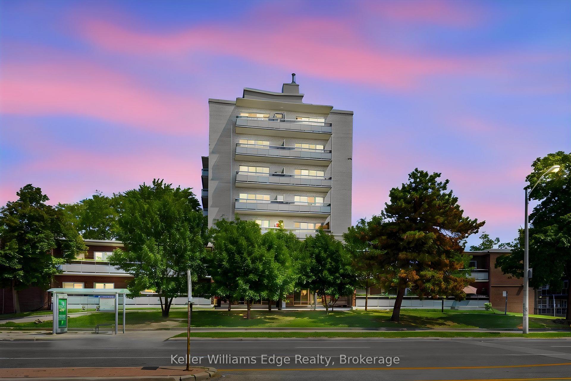 Photo 28 of 785 Browns Line, Etobicoke, Alderwood — HOMEH